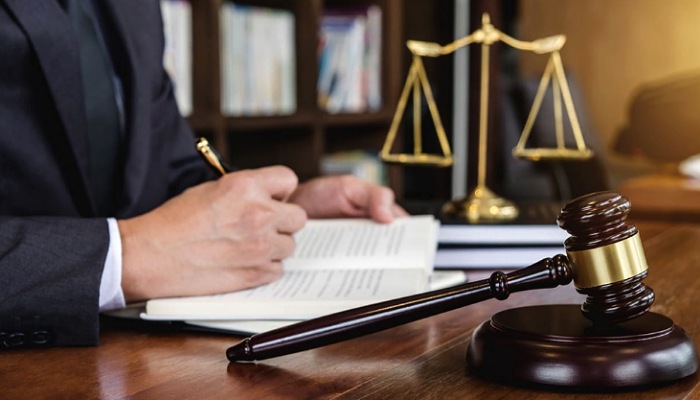 بهترین وکیل تمکین در شیراز
