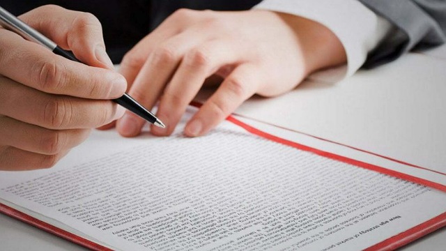 بهترین وکیل جعل اسناد در شیراز کیست؟