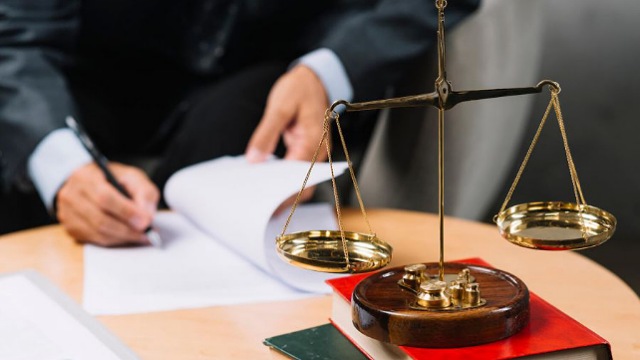 ۸ نکته مهم در انتخاب بهترین وکیل سرقت
