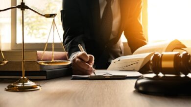 بهترین وکیل گمرکی در شیراز
