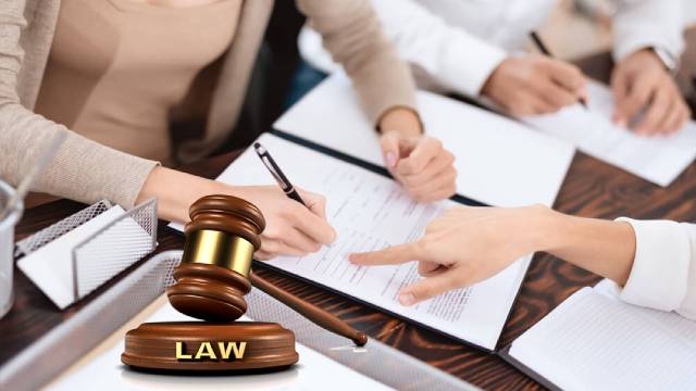 بهره مندی از وکیل برای انواع پرونده ملکی