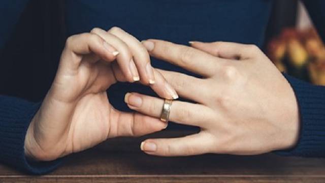 تمکین چیست؟ 👫 + عدم تمکین به چه معناست؟ ⚖️【سال1403】