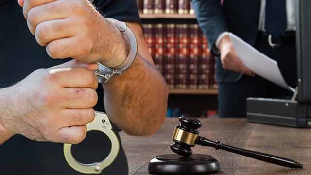 مشاوره کیفری در مرودشت توسط وکیل کارآزموده