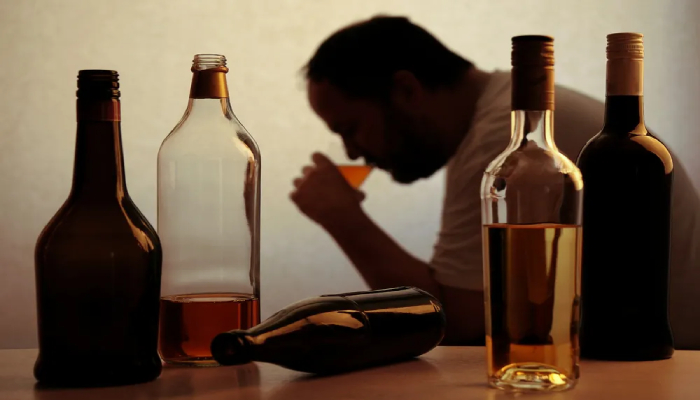 شرب خمر (مشروبات الکلی) چیست؟ 🍺 و چه مجازاتی دارد؟