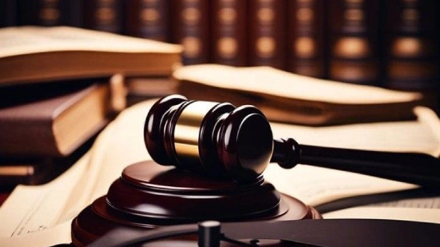 چرا انتخاب بهترین وکیل زن در جهرم ضروری است؟