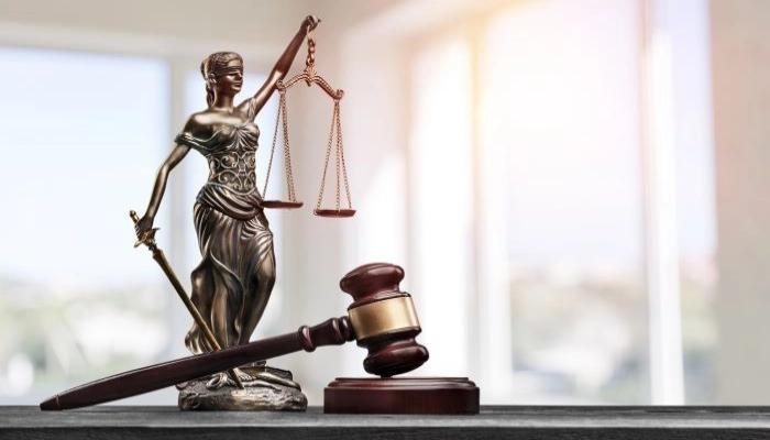 بهترین وکیل زن در جهرم